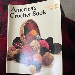 America's Crochet Book by Gertrude Taylor